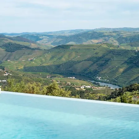Villa Casa Do Vale - Retreat In The Douro Vineyards *