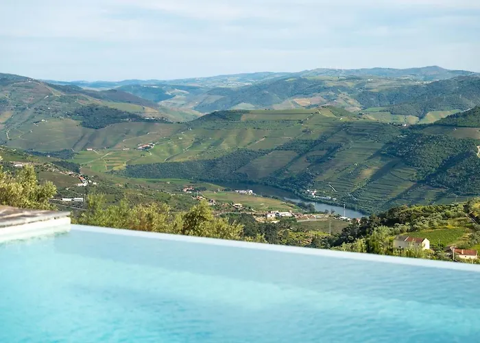Вилла Casa Do Vale - Retreat In The Douro Vineyards *